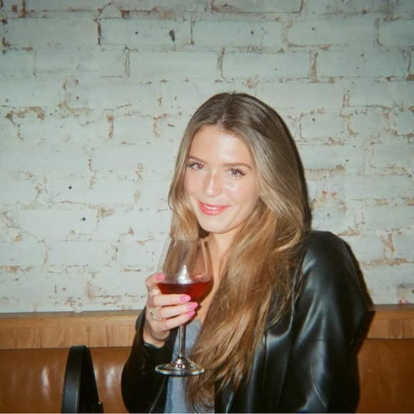 Meet your Posher, Eryn - Picture 3 of 4